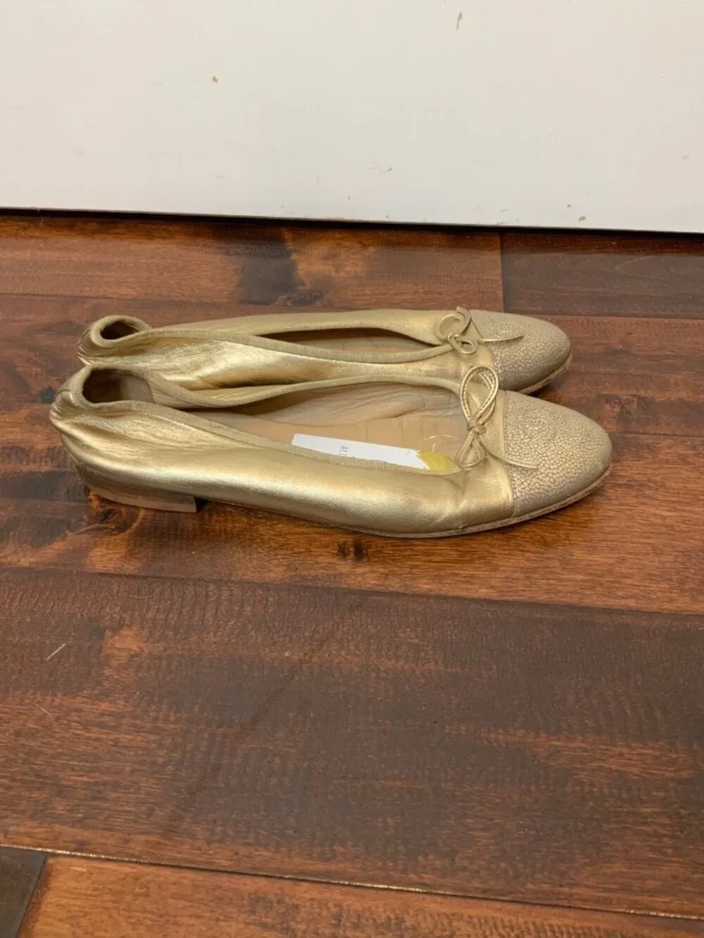 Chanel Gold Leather Bow Pebbled Toe Cap Ballet Flats, Size 11.5 | 42